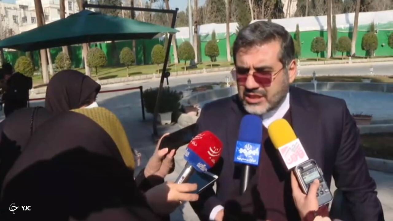 دعوت وزیر فرهنگ و ارشاد اسلامی از افغانستانی ها برای تماشای فیلم های جشنواره فجر