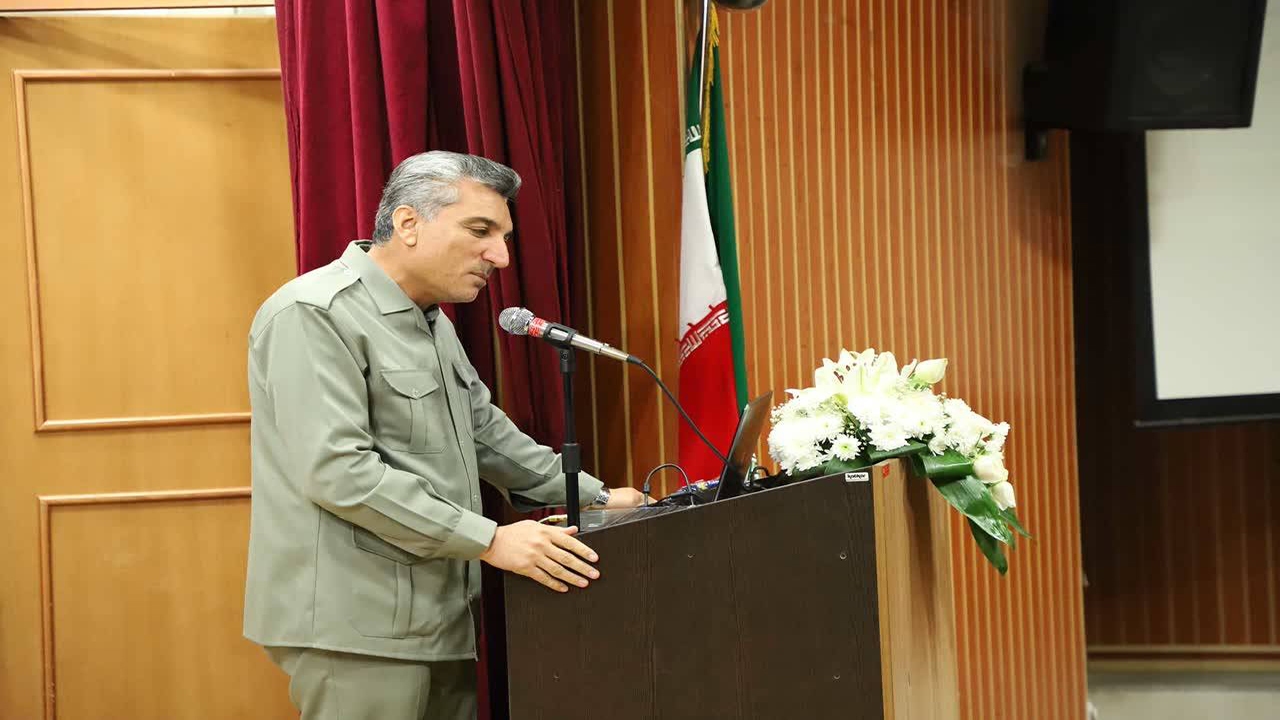 نقش مهم حفظ باغات و نوسازی ناوگان حمل و نقل در هوای شیراز