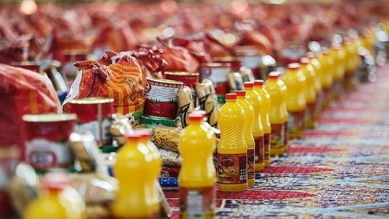 توزیع ۴۰۰ بسته معیشتی در ورزقان