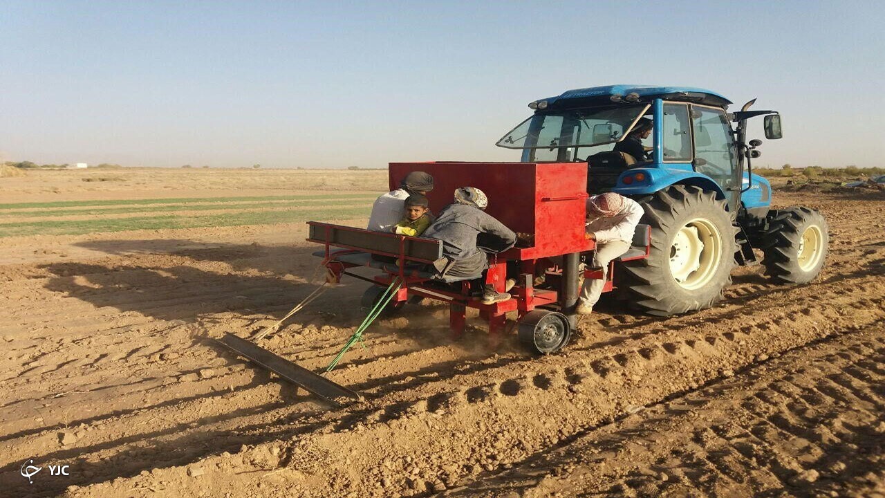 دوره مهارتی سرویس و نگهداری تراکتور در مهاباد برگزار شد