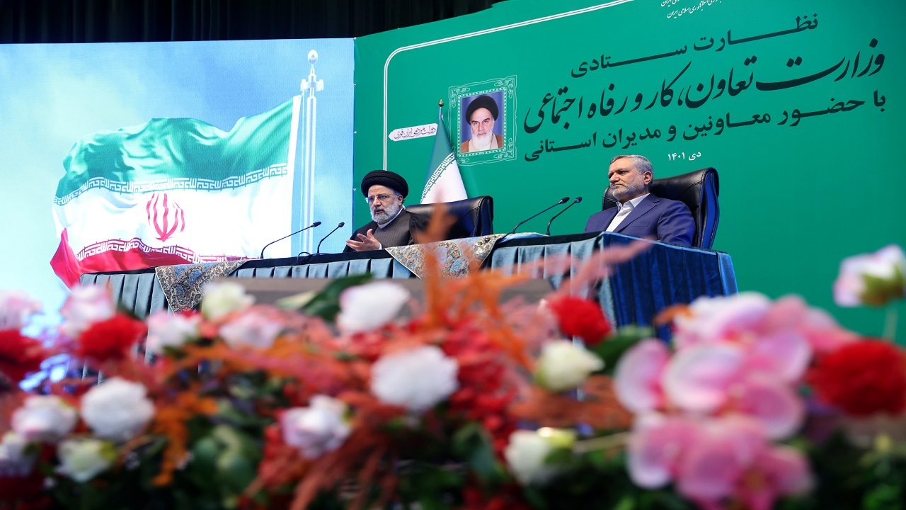 تحقق عدالت در عرصه اشتغال، با راه‌اندازی و تکمیل سامانه‌های اطلاعاتی و نظارتی