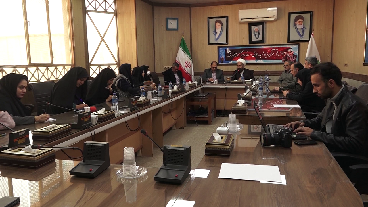 استقبال بی نظیر یزدی‌ها از جشنواره تئاتر ایثار