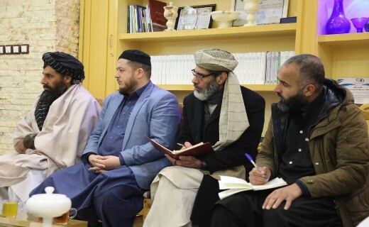 دیدار سرکنسول جمهوری اسلامی ایران با والی هرات دیدار سرکنسول جمهوری اسلامی ایران با والی هرات