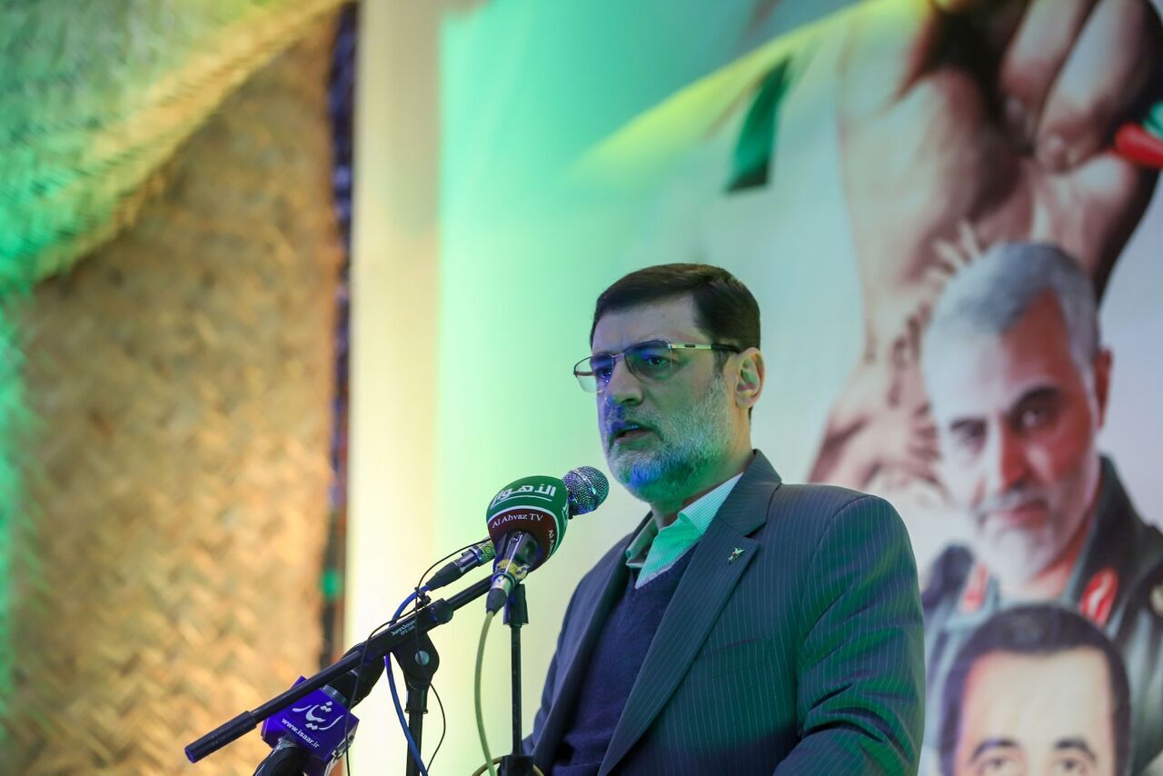 شهدا مسیر قرآن و اهل بیت را به ما نشان دادند