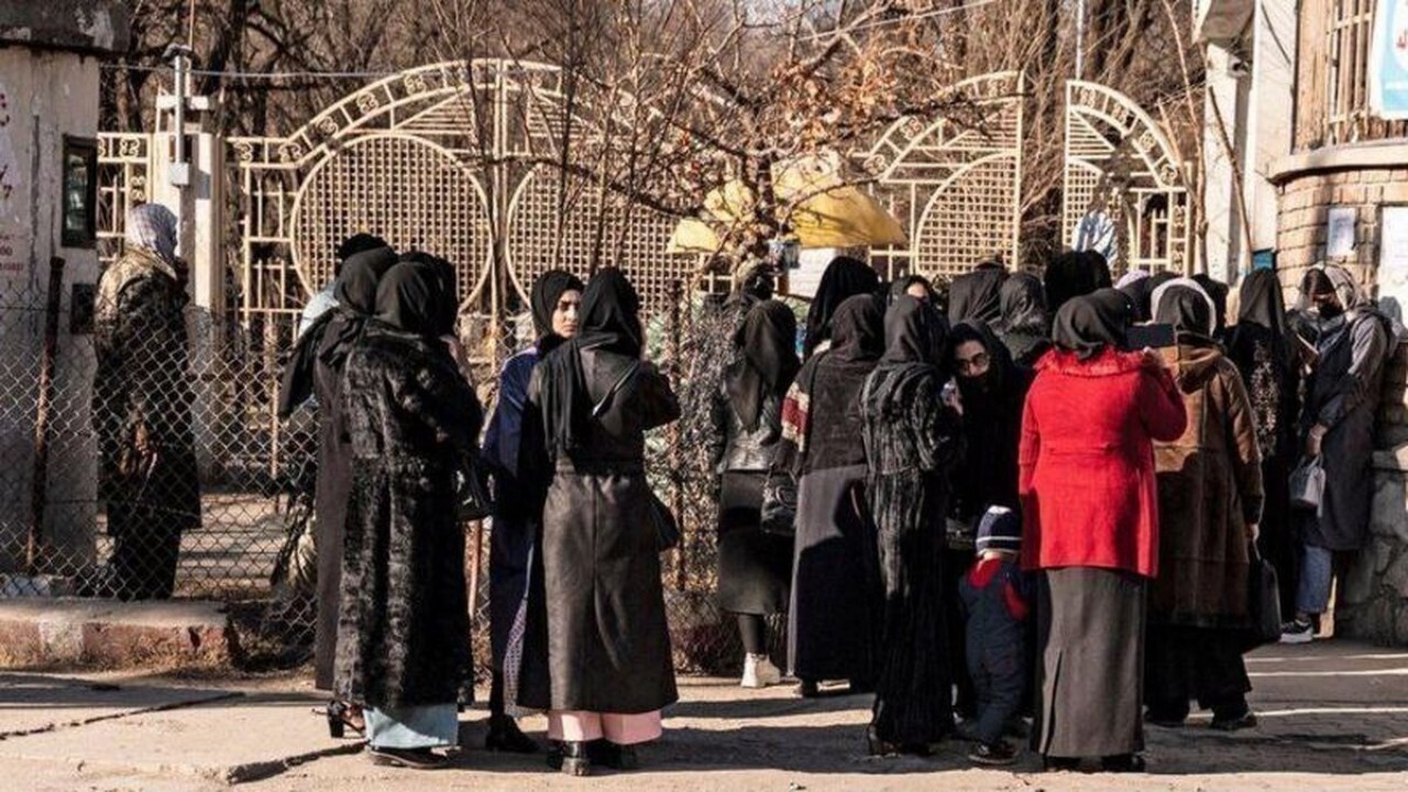 واکنش‌ها درپی اعلام ممنوعیت تحصیل دختران افغانستان از سوی طالبان + فیلم