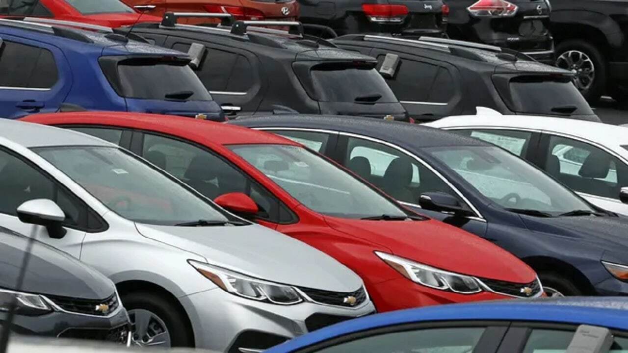 قیمت بالای اتومبیل آمریکایی هارا از خرید خودرو منصرف می‌کند