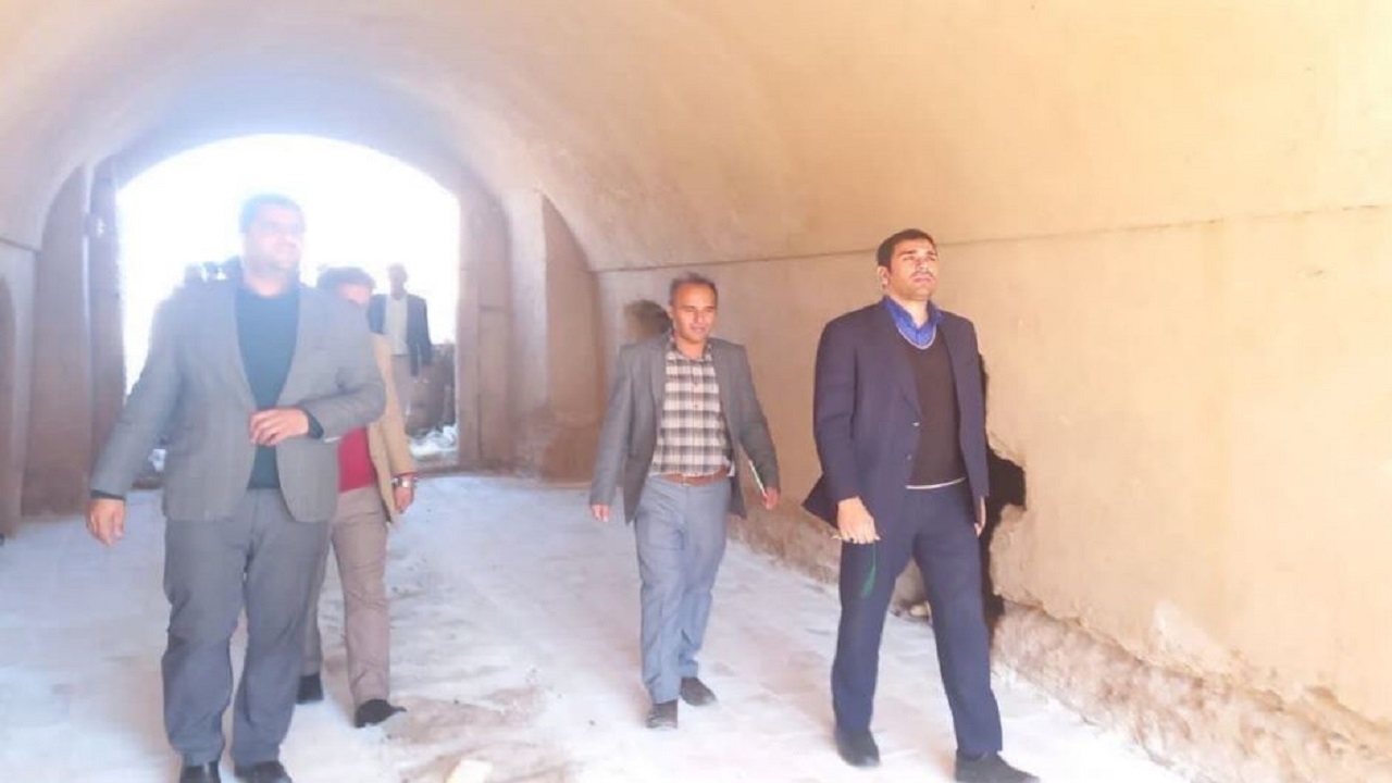 بررسی مشکلات روستا‌های دهستان ارنان مهریز