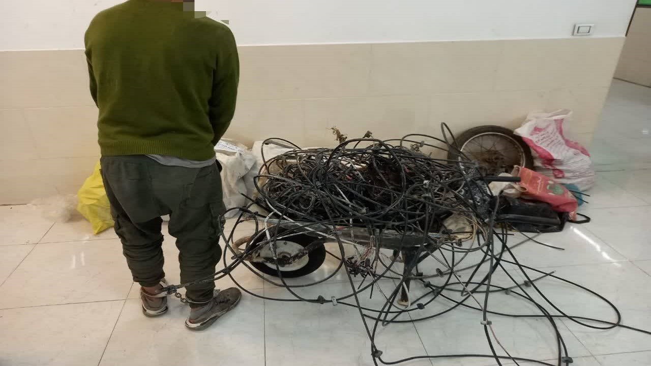 دستگیری سارقان کابل‌های مخابراتی در شاهین شهر و گرگاب