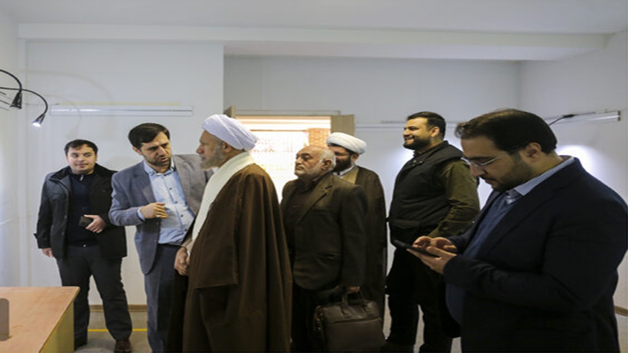 آغاز برنامه‌های گرامیداشت دهه فجر انقلاب اسلامی در شیراز