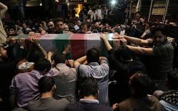 شهید گمنام در دامان دانشجویان دانشگاه بیرجند