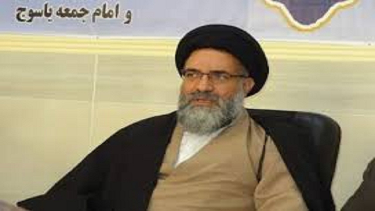 در همه ادارات نماز جماعت باید برگزار شود