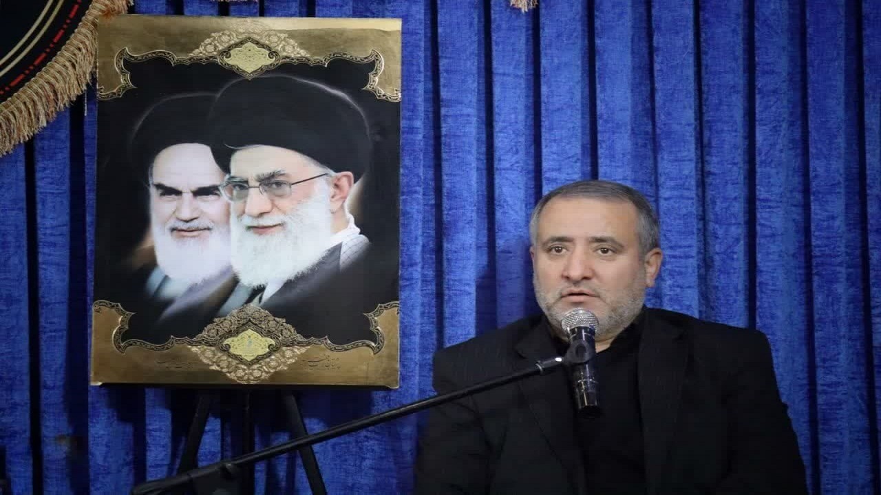 یاد شهدا از راهکارهای مقابله با آسیب‌های اجتماعی است