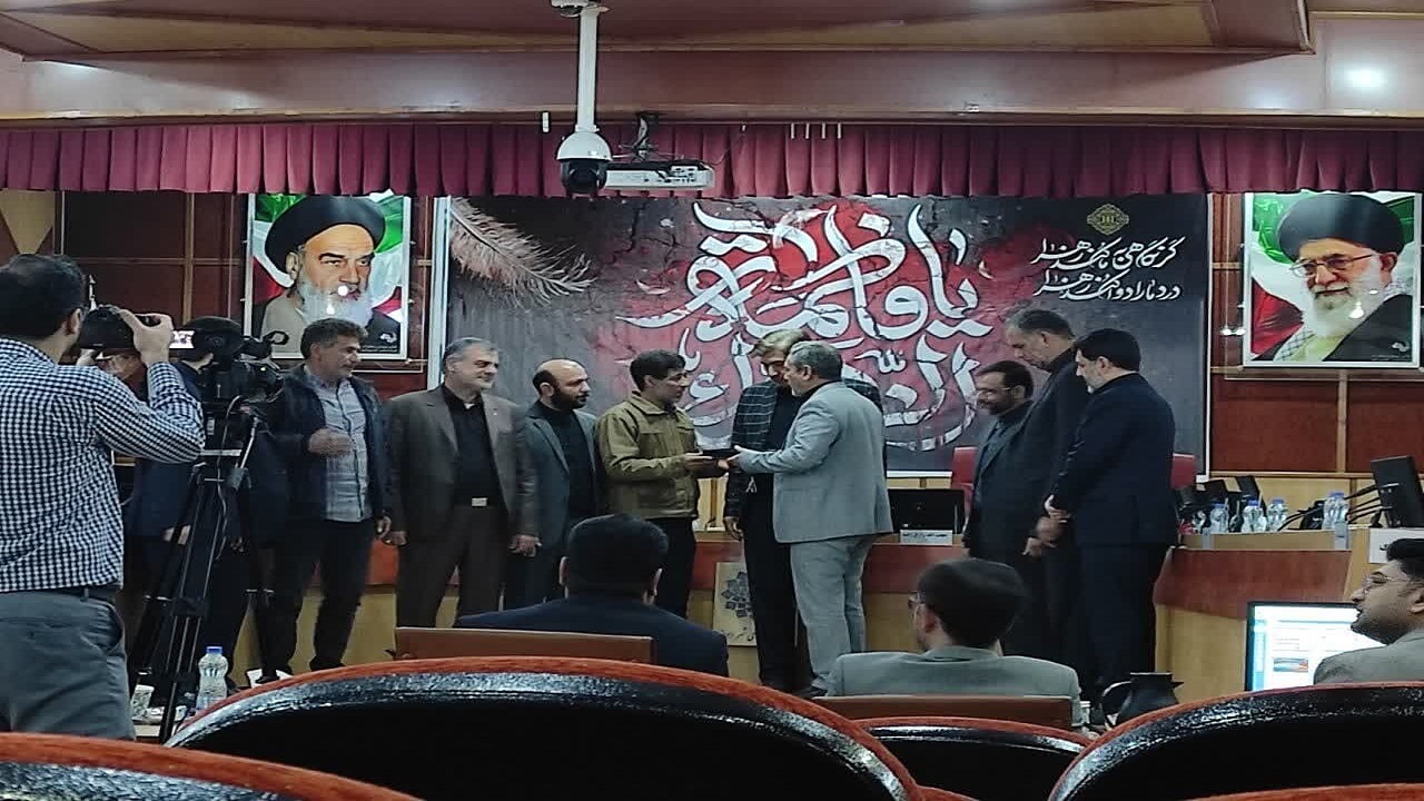 از کارگر فداکار شهرداری اهواز تقدیر شد