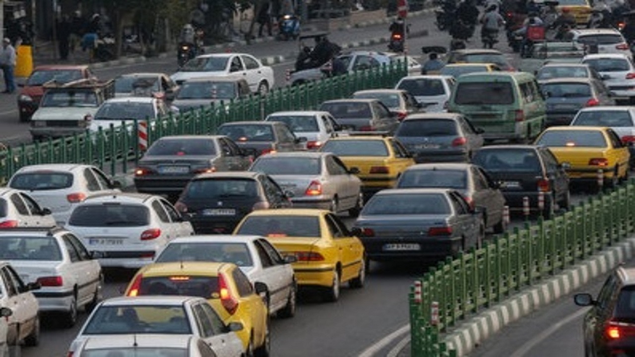 راه اندازی پارکینگ ممکن است باعث تشدید ترافیک شهری شود