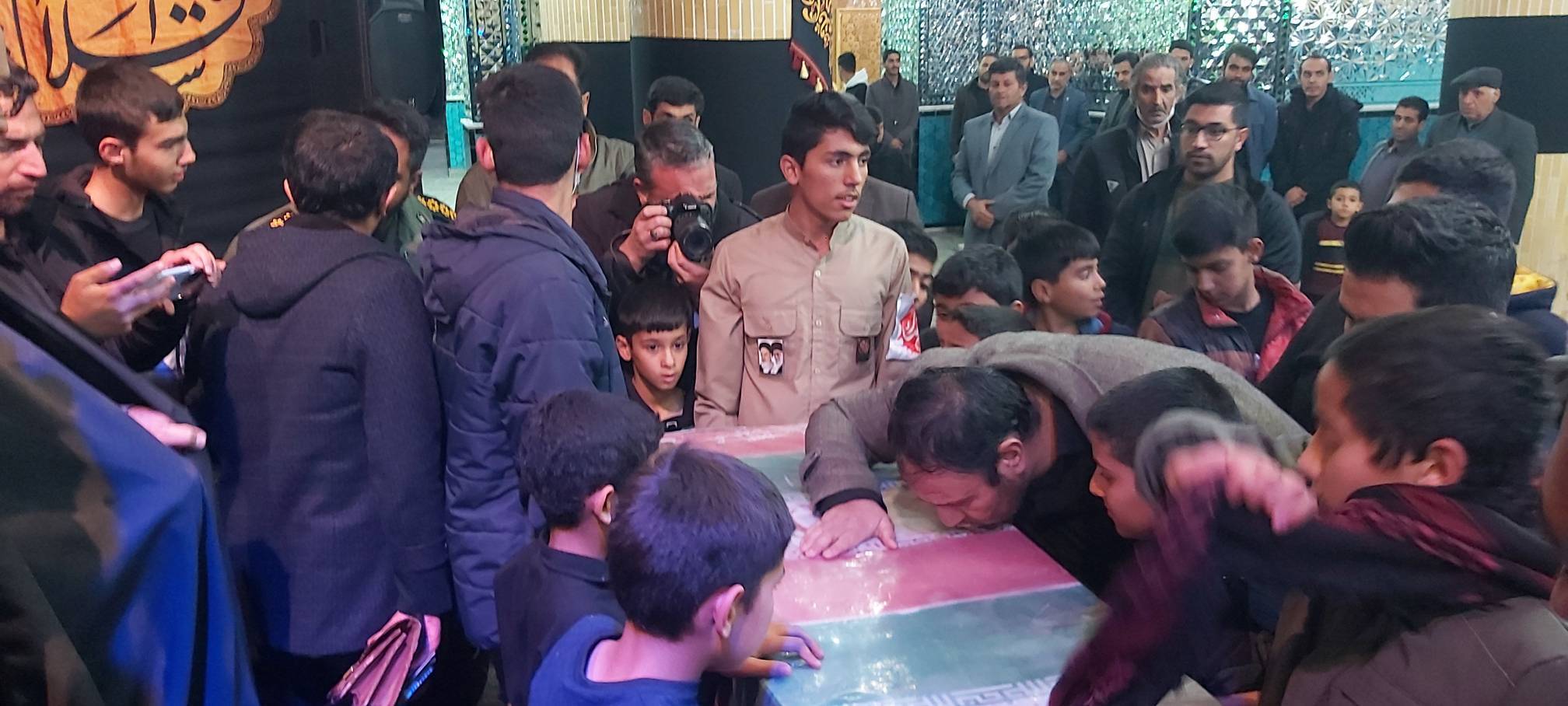 تشییع پیکر شهید گمنام در دهستان بیاض