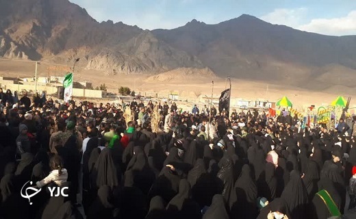 استقبال باشکوه یزدی&zwnj;ها از لاله&zwnj;های زهرایی/ ۱۵ شهید خوشنام در استان یزد آرام گرفتند+تصویر