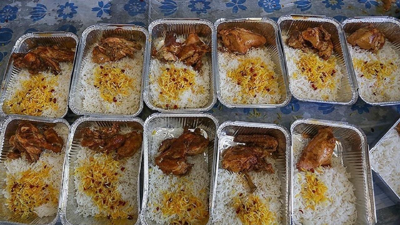 توزیع ۵۰ هزار پرس غذای گرم در شیراز