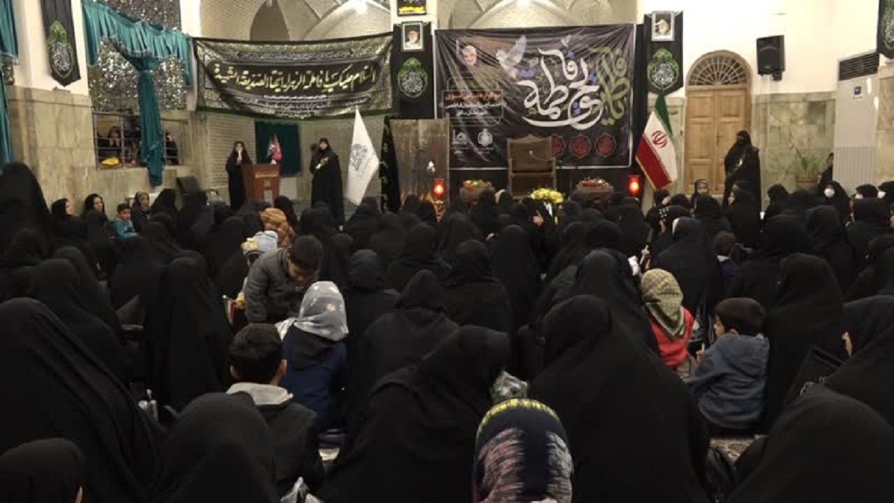 اجتماع بزرگ بانوان فاطمی در شهرستان بافق