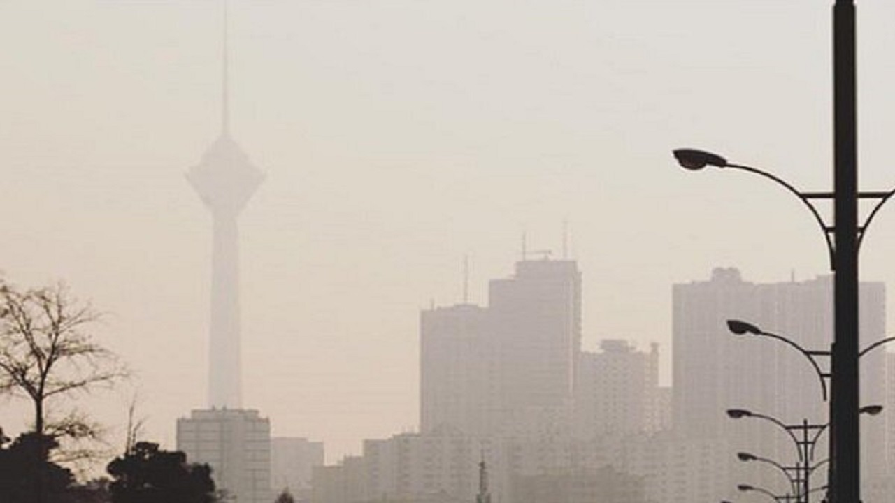 هوای پایتخت برای گروه‌های حساس ناسالم است