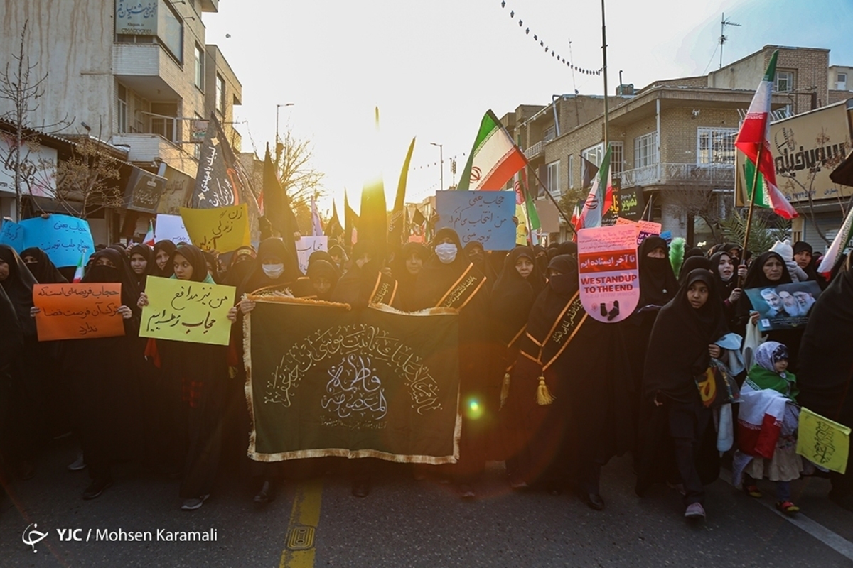 تشییع پیکر پاک ۶ شهید گمنام در ارومیه