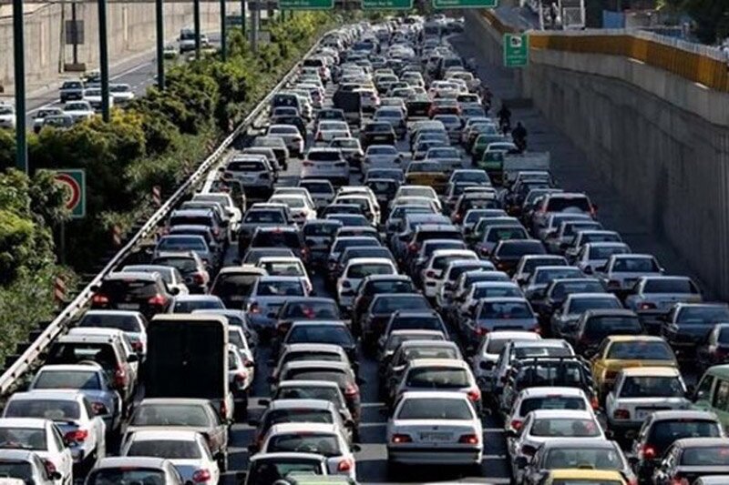 علت ترافیک سنگین امروز بزرگراه آزادگان و بعثت چه بود؟