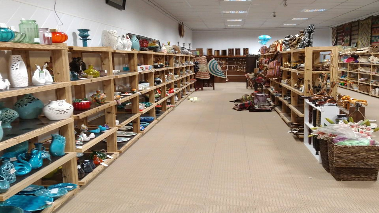 صدور مجوز برای فروشگاه‌های صنایع‌ دستی