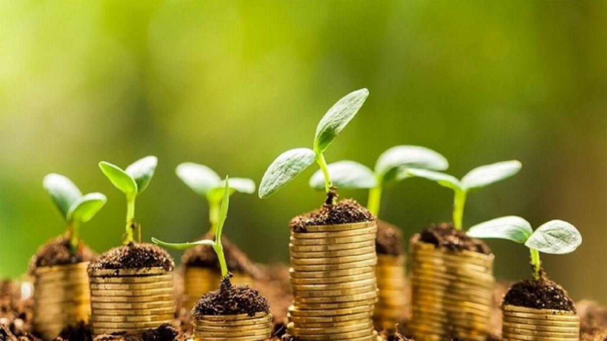 کدام اذکار نماز را باید بلند خواند؟ + فیلم