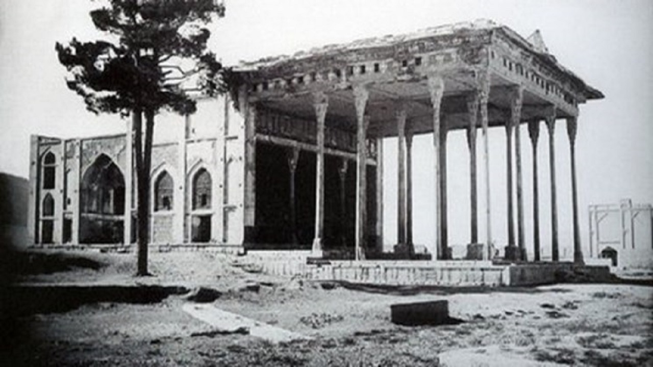 ۵۰ اثر تاریخی ایران توسط چه کسی تخریب شد؟