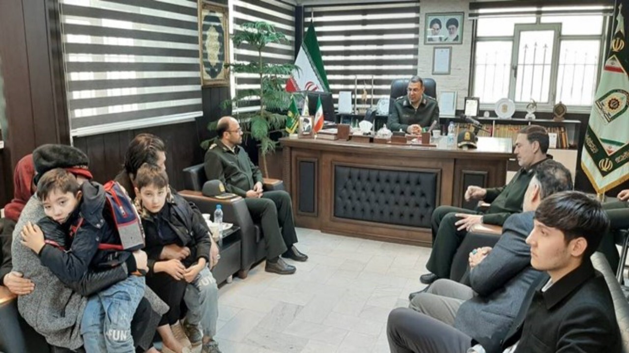 مهاجرین افغانستانی مقیم مشهد از نیروی انتظامی قدردانی کردند + فیلم
