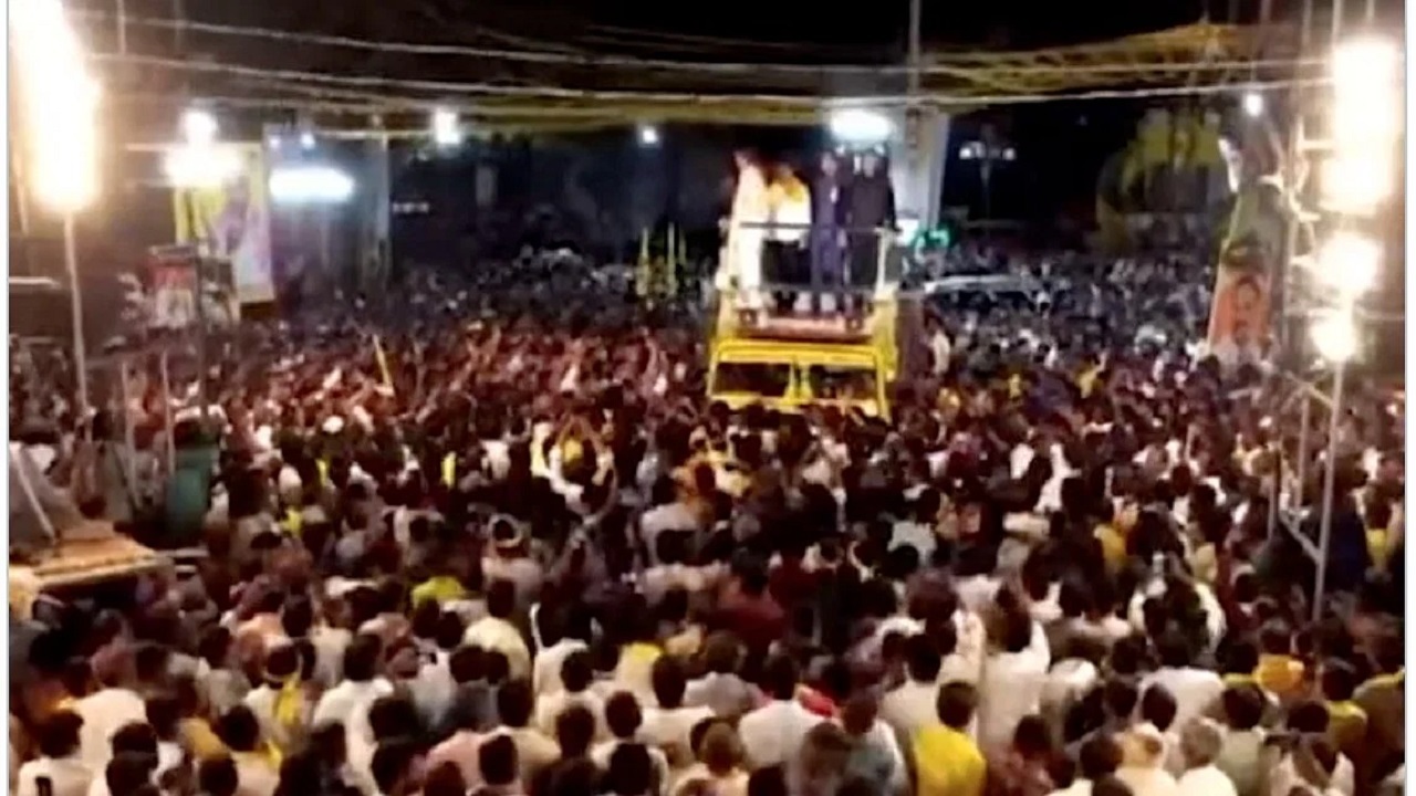 ۸ کشته در یک سخنرانی انتخاباتی در هند