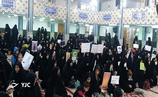 تجمع باشکوه بانوان یزدی در دفاع از حجاب+تصویر