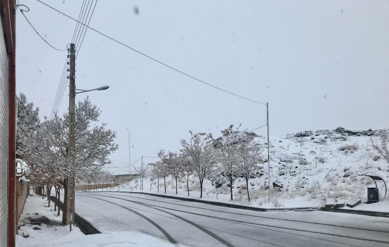 هشدار پلیس راه : جاده ها لغزنده است