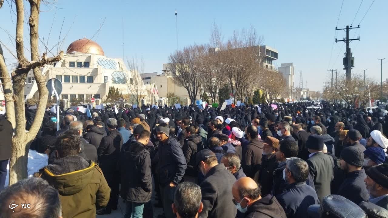 تجمع بزرگ مطالبه قانون حجاب و عفاف در اراک