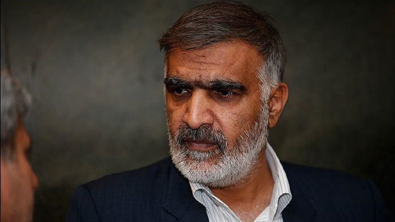 حماسه ۹ دی ماه فتنه دشمنان خارجی را در هم شکست