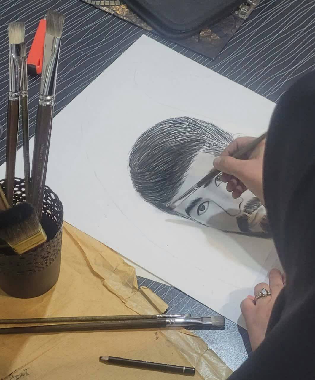 هنرمند اهل یونسی