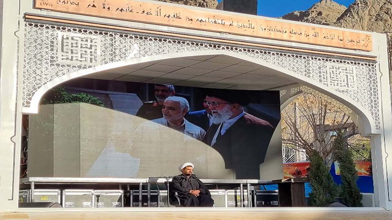 مکتب حاج قاسم، حول محور معرفت و مقاومت است