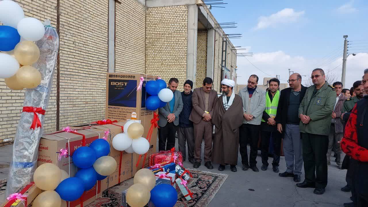 نائین