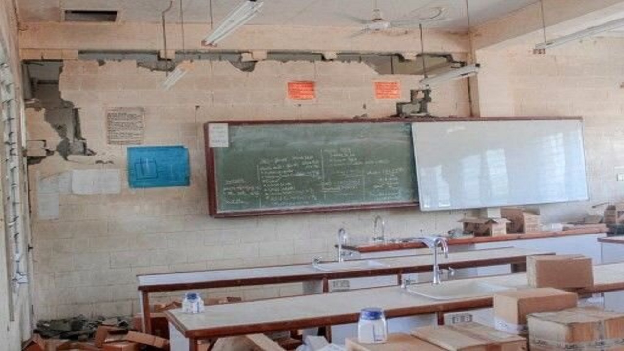 ۱۳ مدرسه بر اثر زلزله خوی خسارت دیده اند