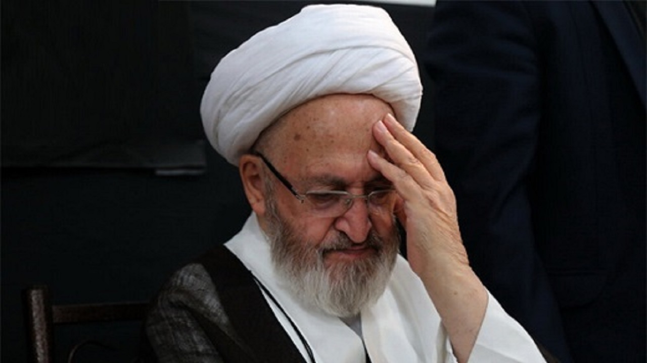 آیت‌الله نوری همدانی ارتحال همسر آیت‌الله سبحانی را تسلیت گفت