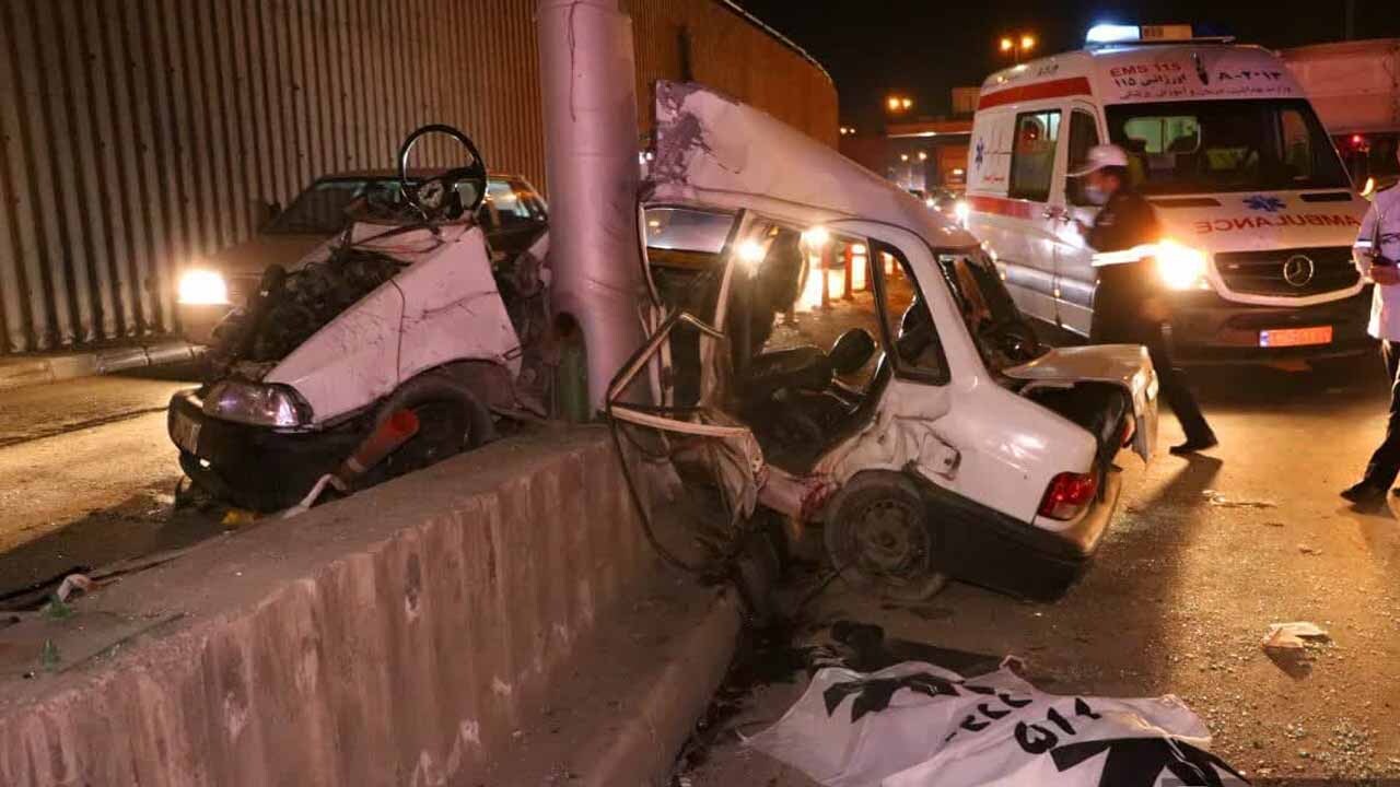 انحراف پراید در اصفهان جان یک نفر را گرفت