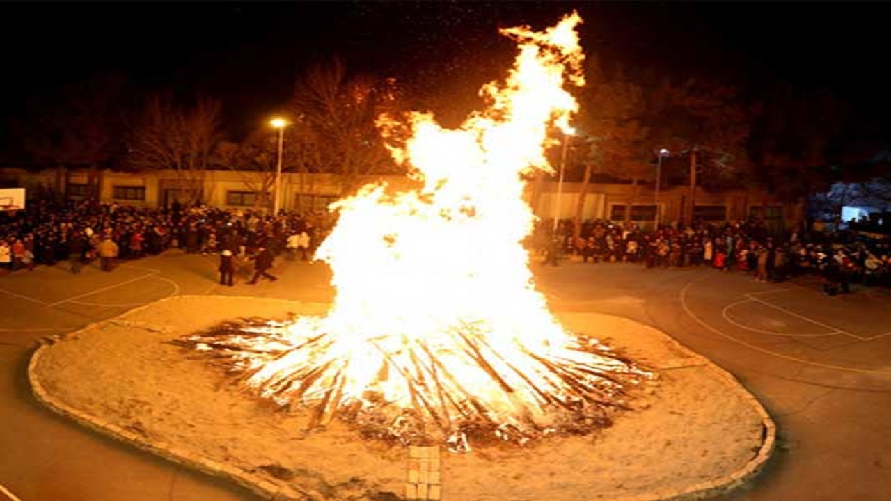 جشن سده، آیینی در ۵۰ قدمی نوروز
