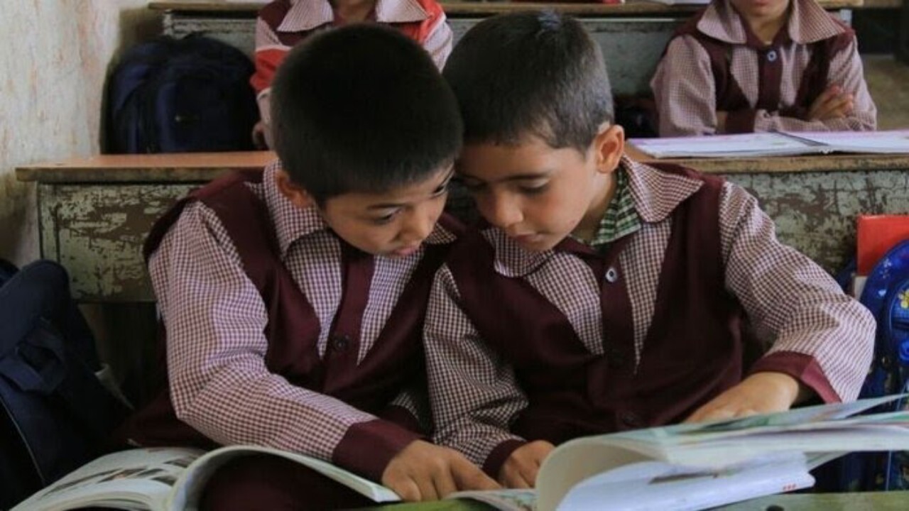 ۴۰ هزار دانش آموز اتباع در استان قم مشغول به تحصیل هستند