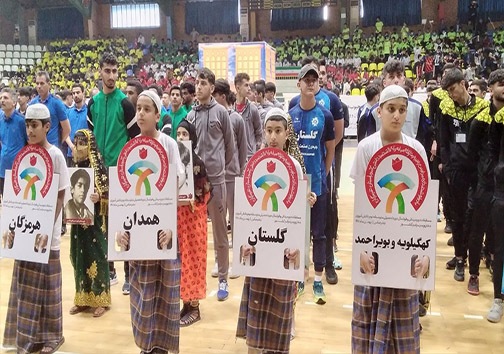 آغاز مسابقات ورزشی دانش آموزان کشور در بندرعباس+عکس