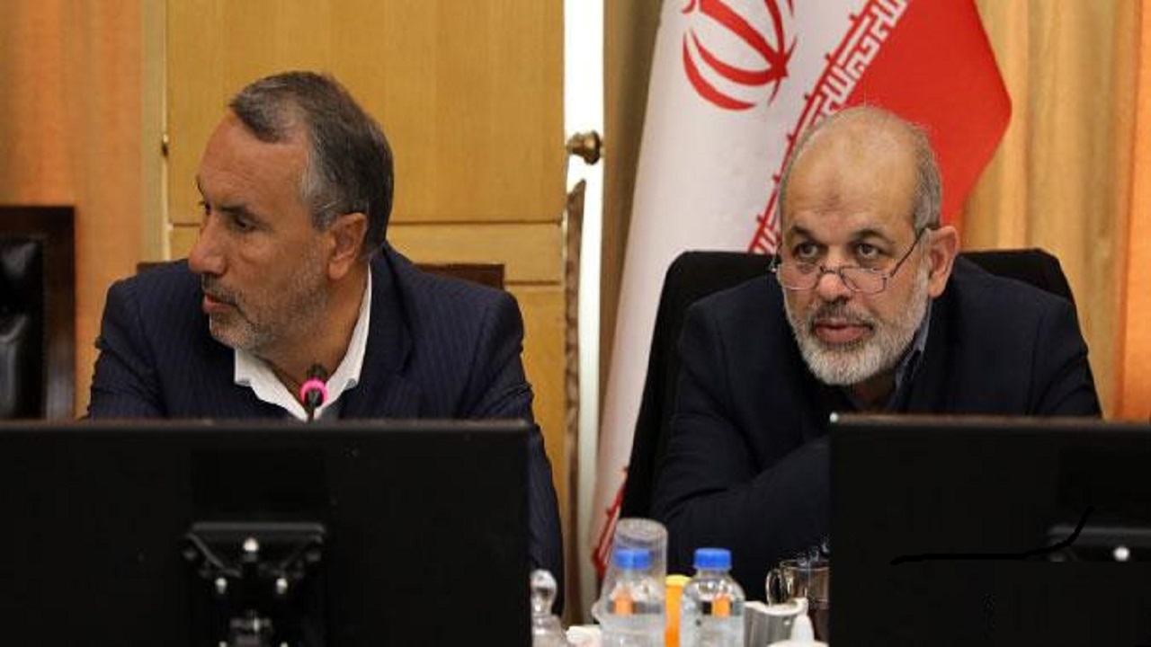 مسئولان به دنبال جبران کمبود‌ها برای زلزله زدگان در خوی هستند