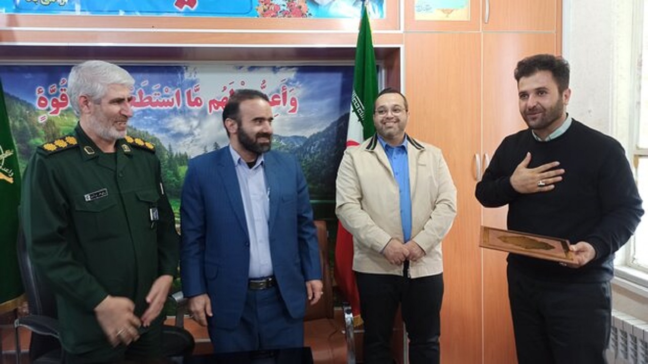 برنامه‌های فرهنگی، هنری و اجتماعی گرامیداشت دهه فجر در کهگیلویه برگزار می‌شود