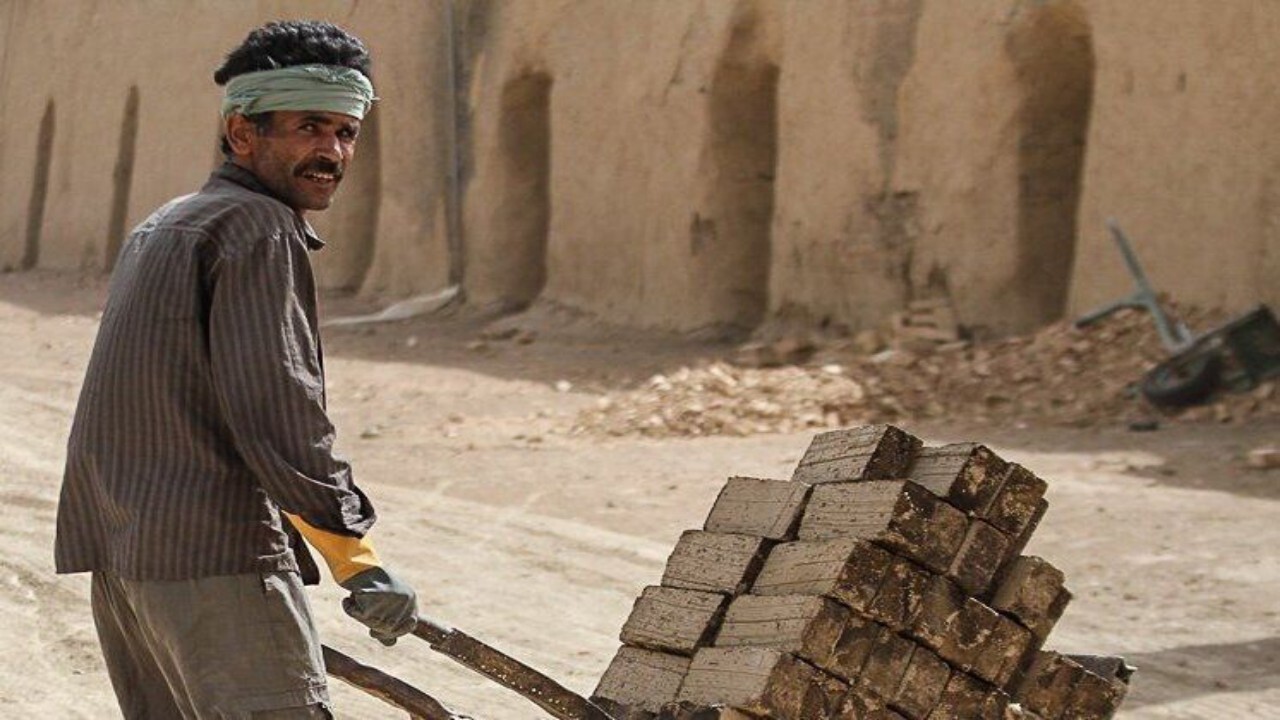 اتباع غیرمجاز در روستاهای یزد اسکان نمی یابند