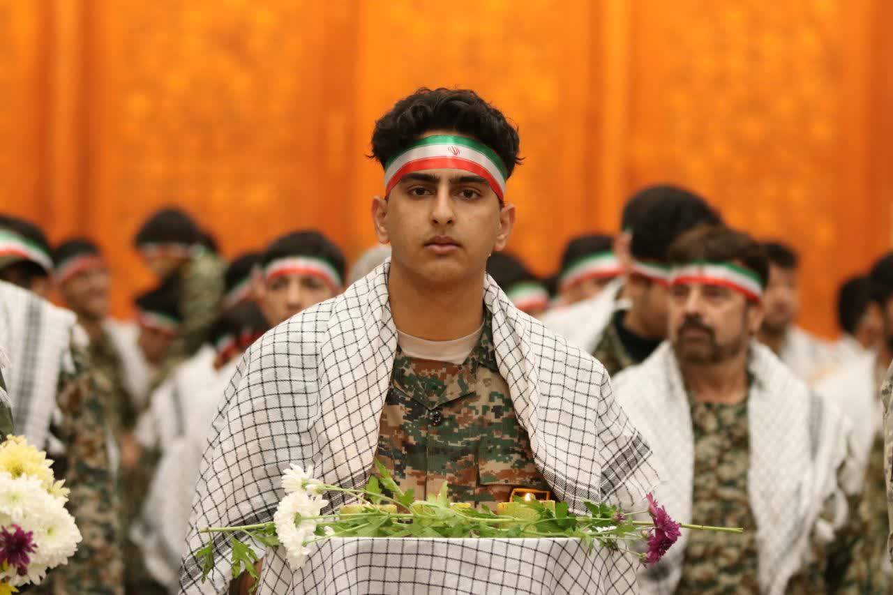 تجدید بیعت بسیجیان کاشان با امام راحل