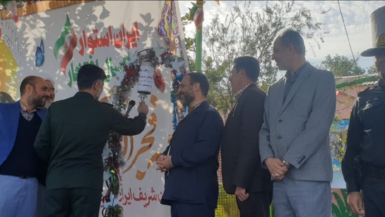 زنگ انقلاب در آبادان و خرمشهر به صدا درآمد