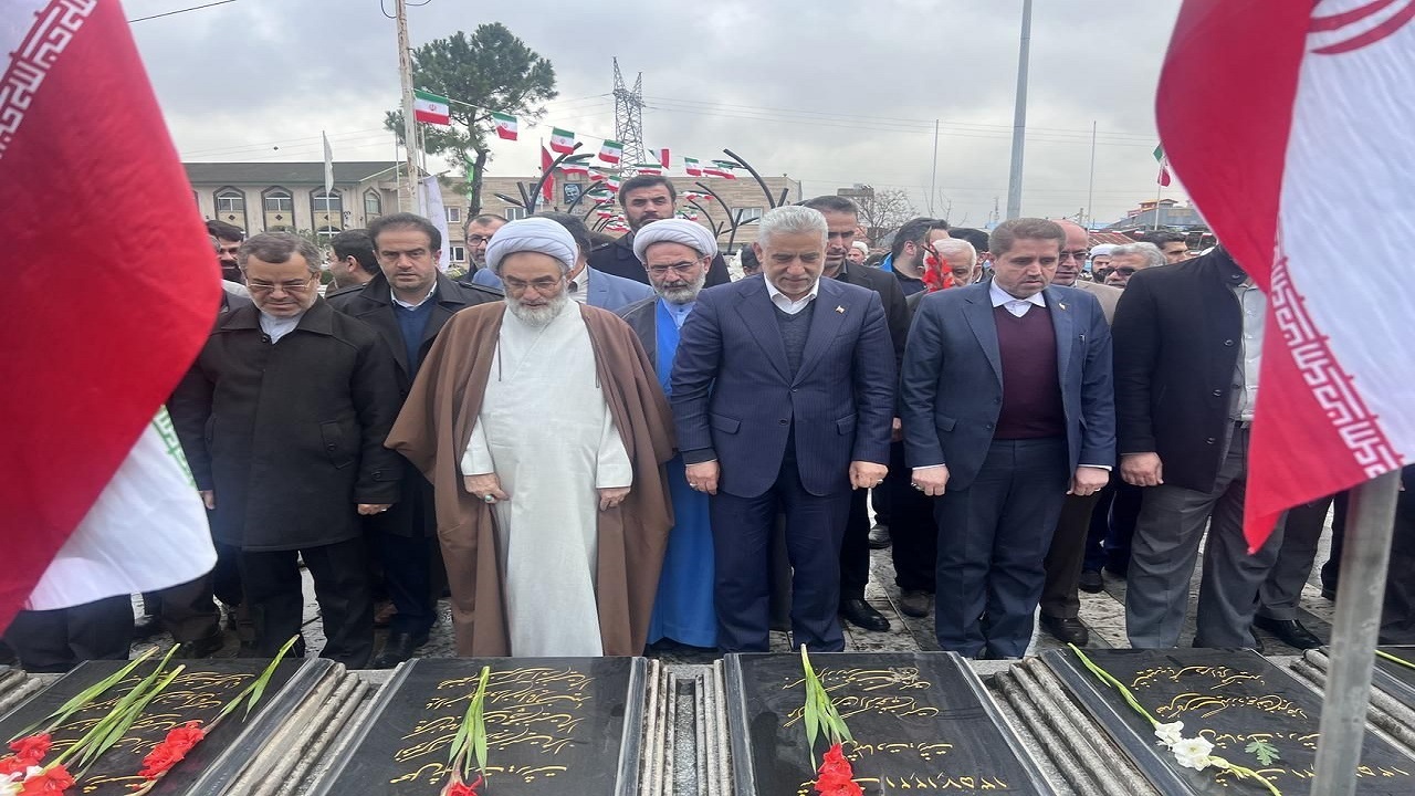 آغاز گرامیداشت دهه مبارک فجر در گیلان