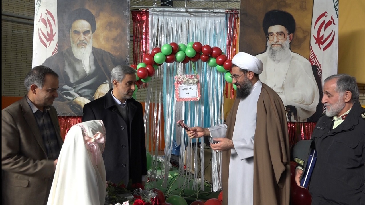 دستاورد‌های دانش‌آموزان دشمنان اسلام را ناامید کرده است